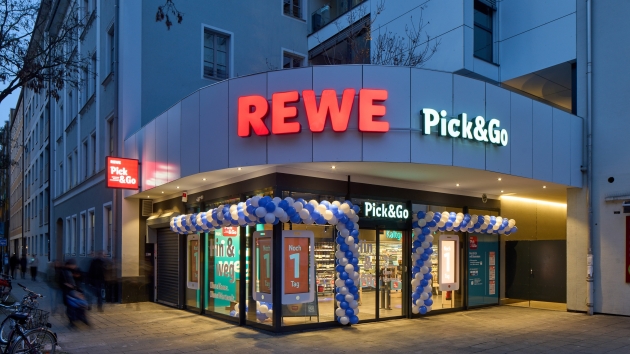 Rewe eröffnet ersten autonomen Store in München - Rewe-Pick&Go in München eröffnet - Quelle: Rewe/Sessner